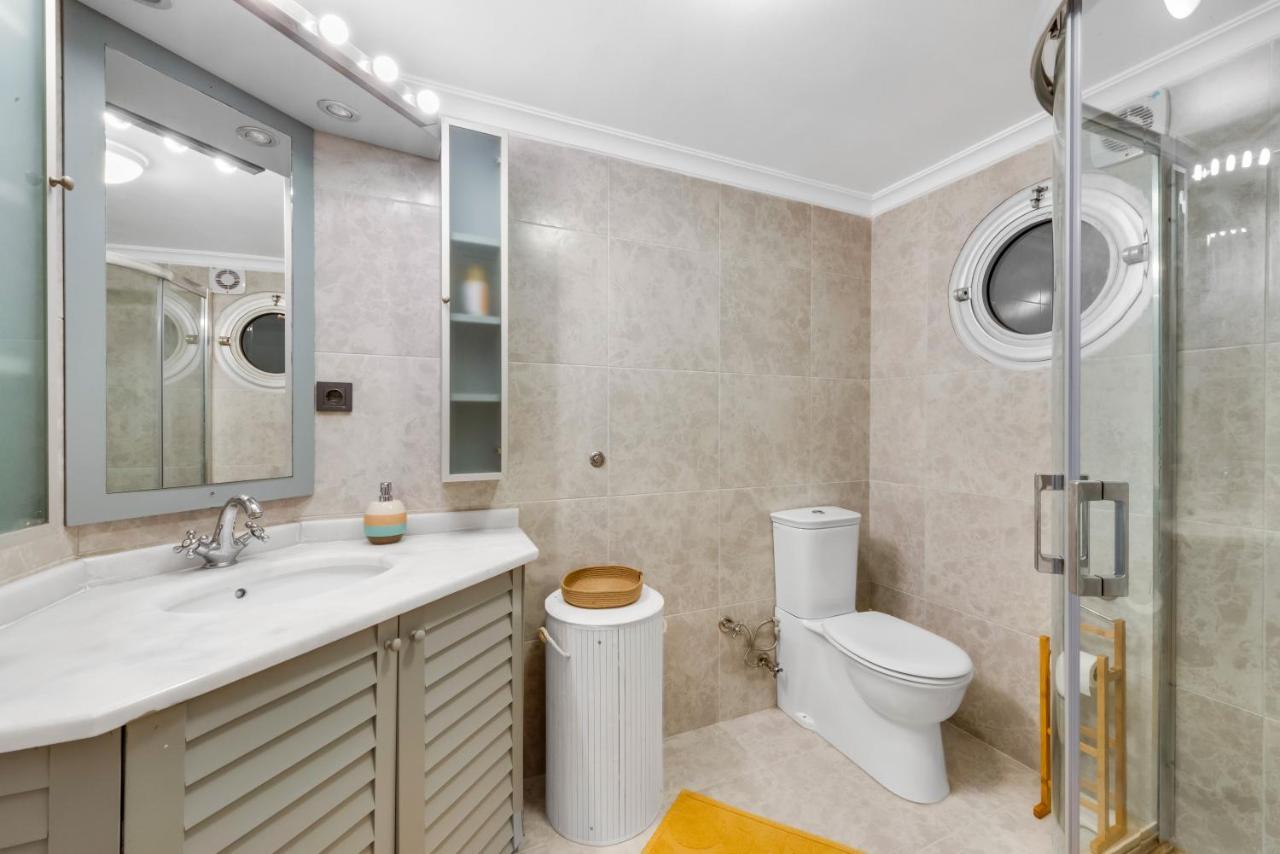 Ferienwohnung Modern Flat In The Heart Of Istanbul Exterior foto